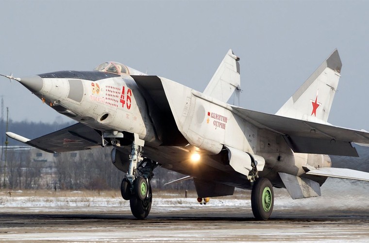 Dong troi vu danh cap tiem kich MiG-25 Lien Xo (4)